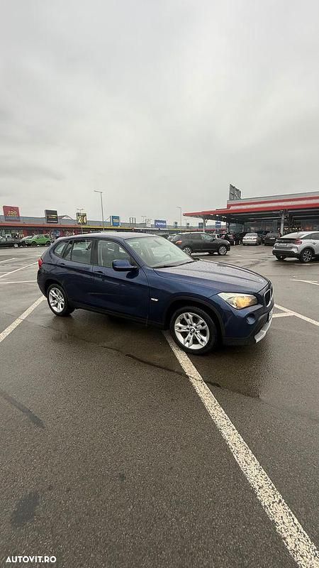 Second-hand BMW X1 177 CP (130 kW) 2011 Culoarealbastru SUV