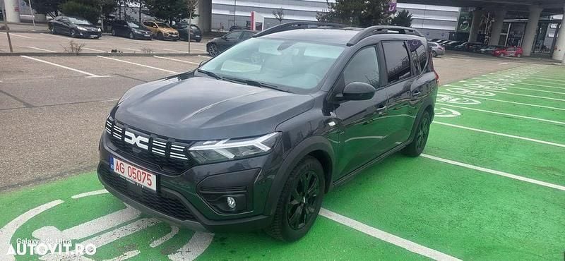 Culoaregri Utilizat 2023 Dacia Jogger Extreme Monovolum | 14.700 EUR (Preț bun) - Imagine 1/4