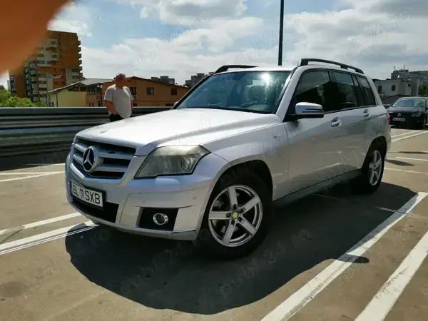 Utilizat 2009 Mercedes GLK220 SUV | 7.500 EUR (Puțin scump) - Imagine 1/4