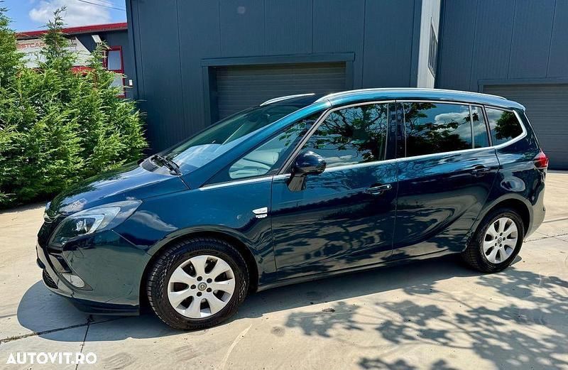 Verde Utilizat 2015 Opel Zafira Business Edition Monovolum | 7.350 EUR (Preț OK) - Imagine 1/4