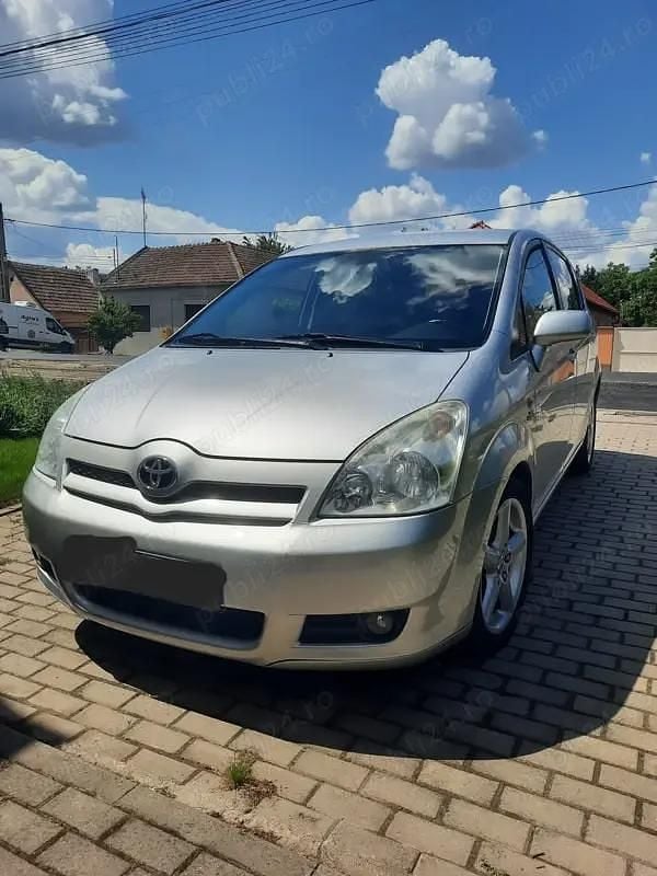 Utilizat 2004 Toyota Corolla Monovolum | 800 EUR - Imagine 1/4