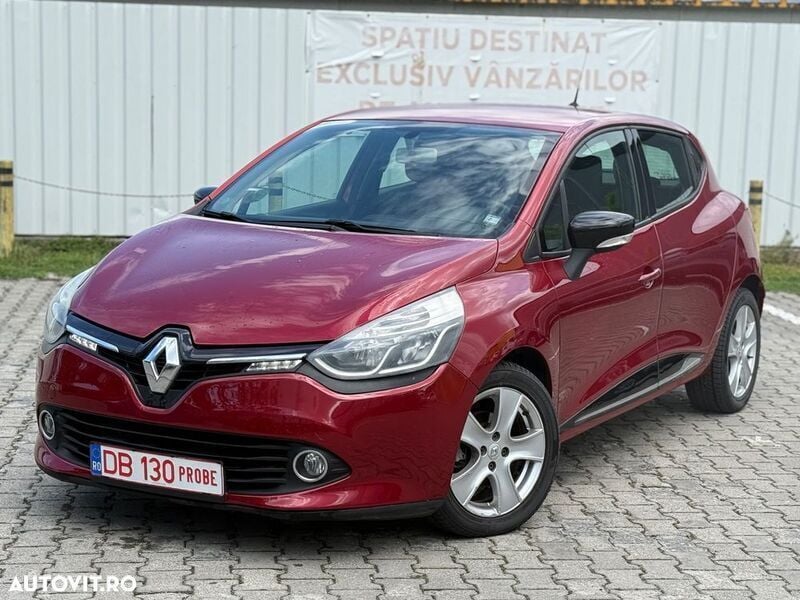 Rosu Utilizat 2014 Renault Clio IV Dynamique | 4.990 EUR (Preț OK) - Imagine 1/4