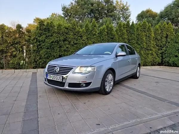 Argintiu Utilizat 2006 VW Passat Berlinǎ | 2.600 EUR (Preț OK) - Imagine 1/4