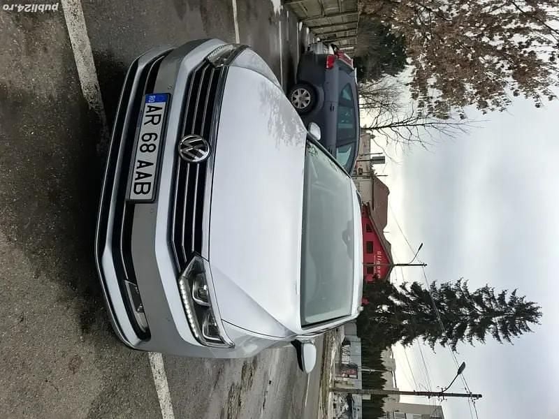 Second-hand 2018 VW Passat Business Berlinǎ | 13.200 EUR (Preț bun) - Imagine 1/4