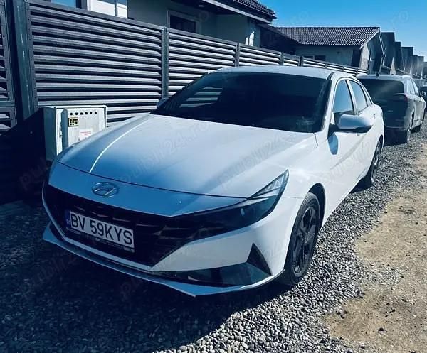 Utilizat 2022 Hyundai Elantra Berlinǎ | 18.250 EUR (Preț OK) - Imagine 1/4