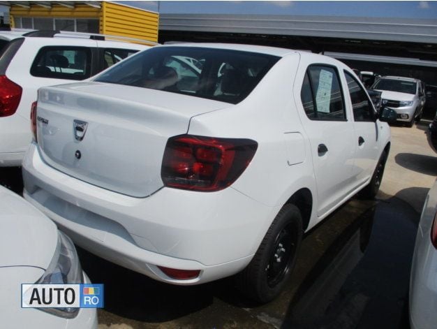 Alb Utilizat 2018 Dacia Logan Berlinǎ | 8.100 EUR (Preț OK) - Imagine 1/4