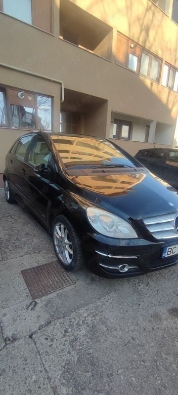 Negru Utilizat 2008 Mercedes B200 Monovolum | 3.500 EUR (Preț OK) - Imagine 1/4