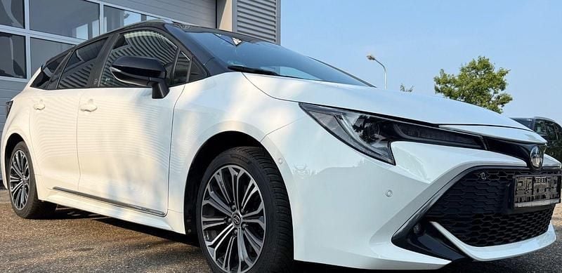 Utilizat 2022 Toyota Corolla Team Break | 27.405 EUR (Scump) - Imagine 1/1