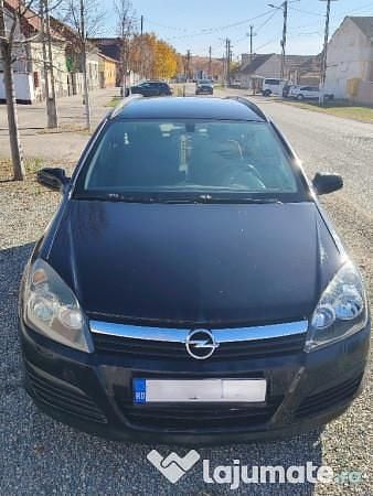 Negru Utilizat 2006 Opel Astra Break | 800 EUR (Super Preț) - Imagine 1/4
