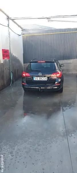 Utilizat 2012 Opel Astra | 4.000 EUR - Imagine 1/4