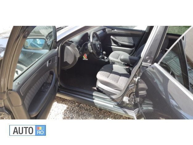 Second-hand Audi A6 150 CP (110 kW) 2002 Negru Break
