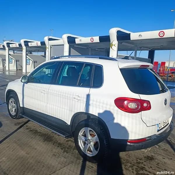 Utilizat 2009 VW Tiguan SUV | 7.700 EUR - Imagine 1/4