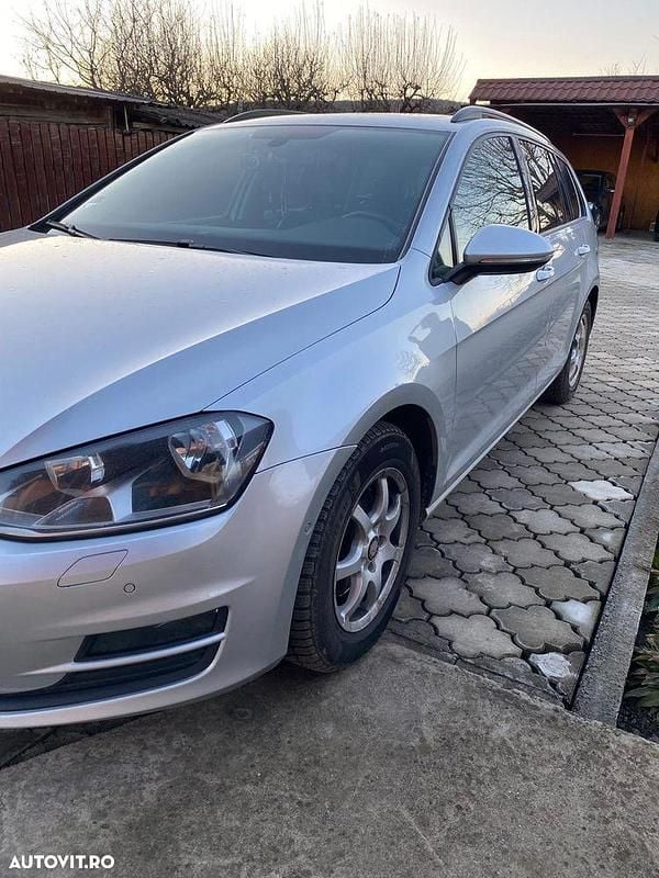 Second-hand VW Golf VII Sound 115 CP (84 kW) 2014 Culoaregri Break