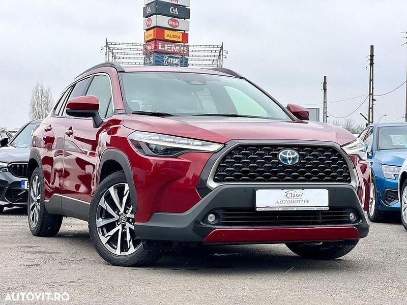 Second-hand Toyota Corolla Cross 197 CP (144 kW) 2024 Culoarerosu SUV
