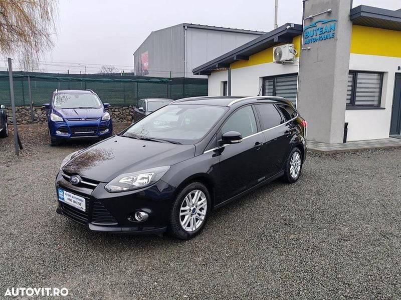 Culoarenegru Utilizat 2012 Ford Focus Titanium Break | 4.500 EUR (Scump) - Imagine 1/4