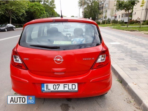 Rosu Utilizat 2008 Opel Corsa Hatchback | 2.600 EUR (Preț OK) - Imagine 1/4