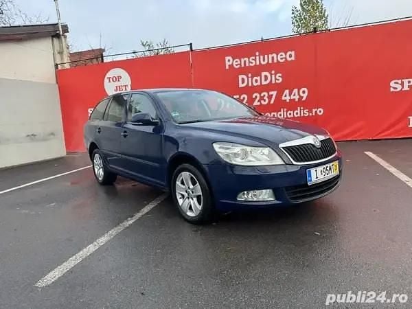 Albastru Utilizat 2012 Skoda Octavia Break | 5.250 EUR (Preț bun) - Imagine 1/4