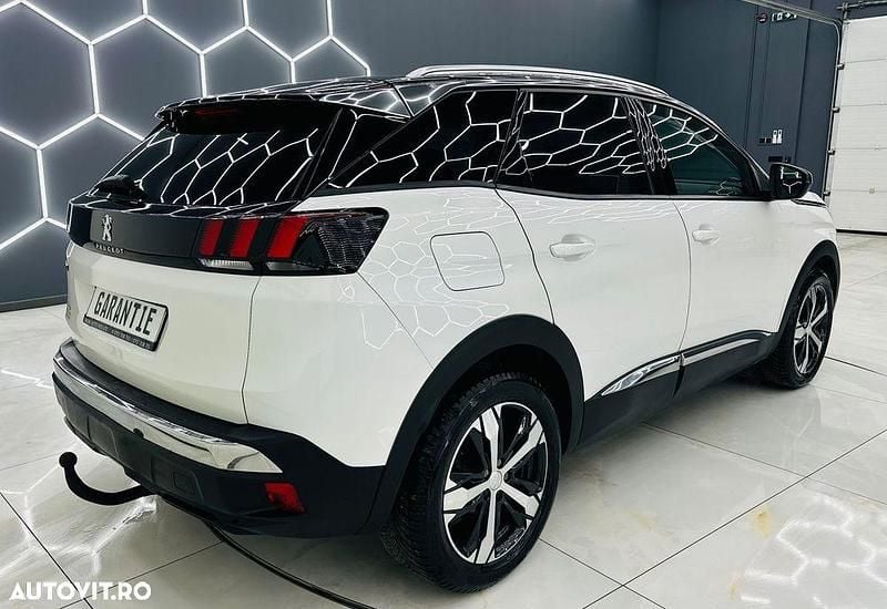 Second-hand Peugeot 3008 Allure 131 CP (96 kW) 2018 Culoarealb SUV