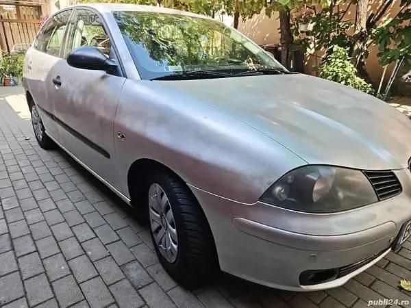 Second-hand Seat Ibiza 75 CP (55 kW) 2005 Argintiu Hatchback