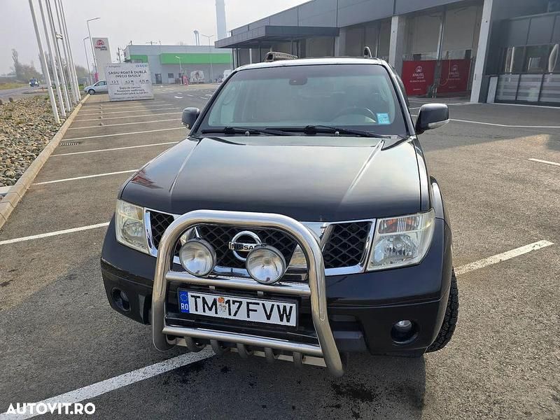 Culoarenegru Utilizat 2007 Nissan Pathfinder SE SUV | 4.800 EUR - Imagine 1/4