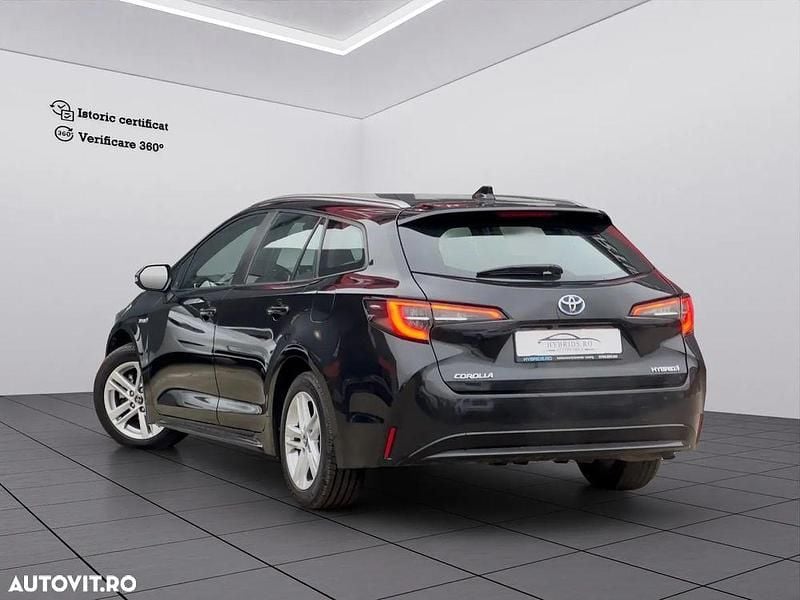 Second-hand Toyota Corolla 122 CP (89 kW) 2019 Culoarenegru Break