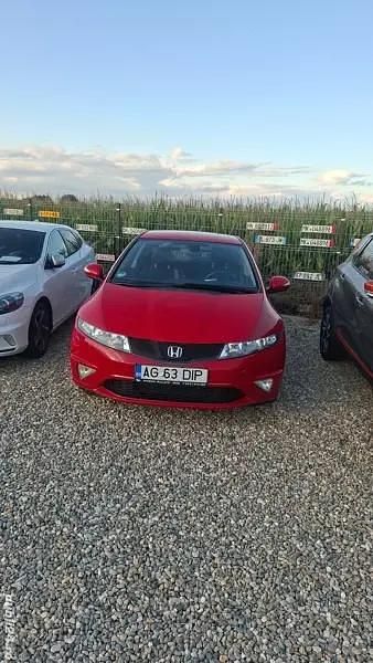 Utilizat 2010 Honda Civic Berlinǎ | 3.650 EUR (Preț bun) - Imagine 1/4