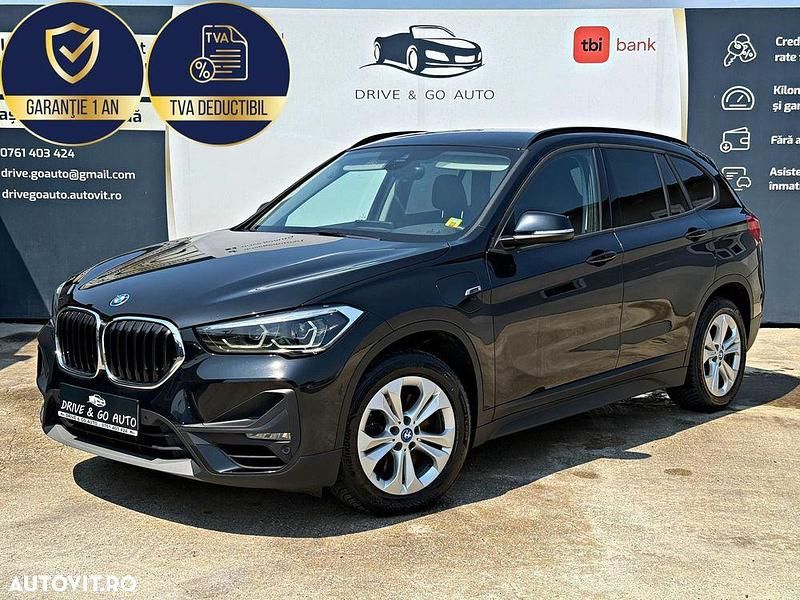 Culoarenegru Utilizat 2022 BMW X1 Comfort Edition SUV | 21.998 EUR (Preț bun) - Imagine 1/4