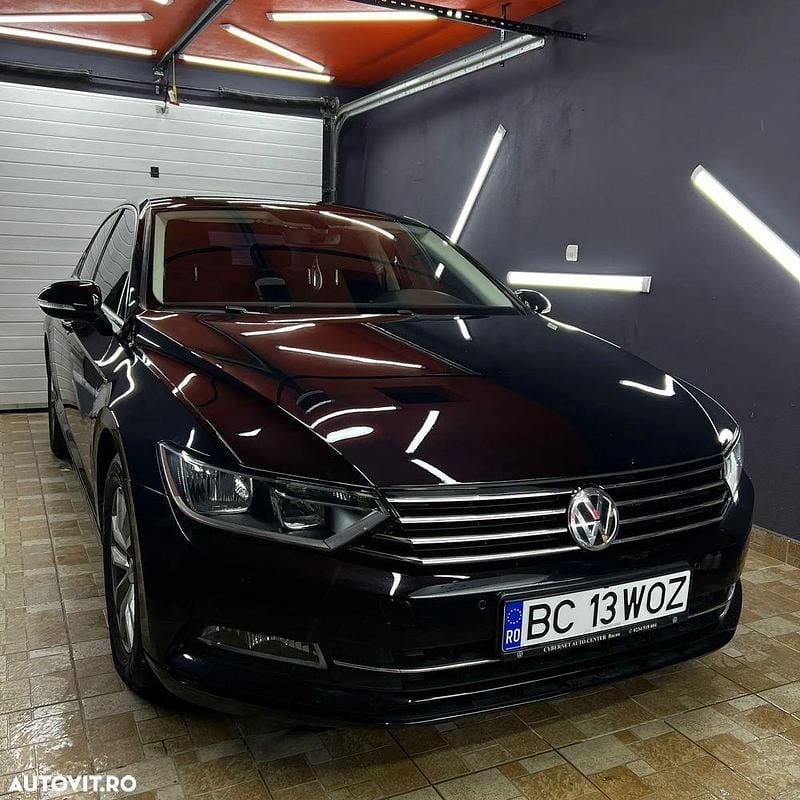 Culoarenegru Utilizat 2017 VW Passat Comfortline Berlinǎ | 15.000 EUR (Preț OK) - Imagine 1/4