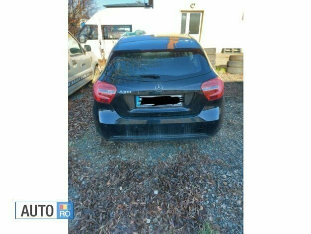 Second-hand Mercedes A180 90 CP (66 kW) 2014 Negru