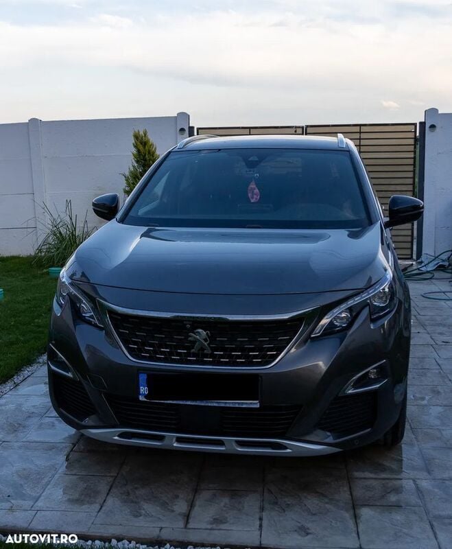 Gri Utilizat 2020 Peugeot 3008 GT SUV | 19.500 EUR (Preț bun) - Imagine 1/4