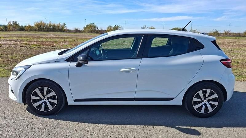 Second-hand Renault Clio V 140 CP (102 kW) 2022