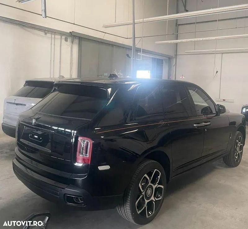 Second-hand Rolls Royce Cullinan 600 CP (441 kW) 2024 Negru SUV