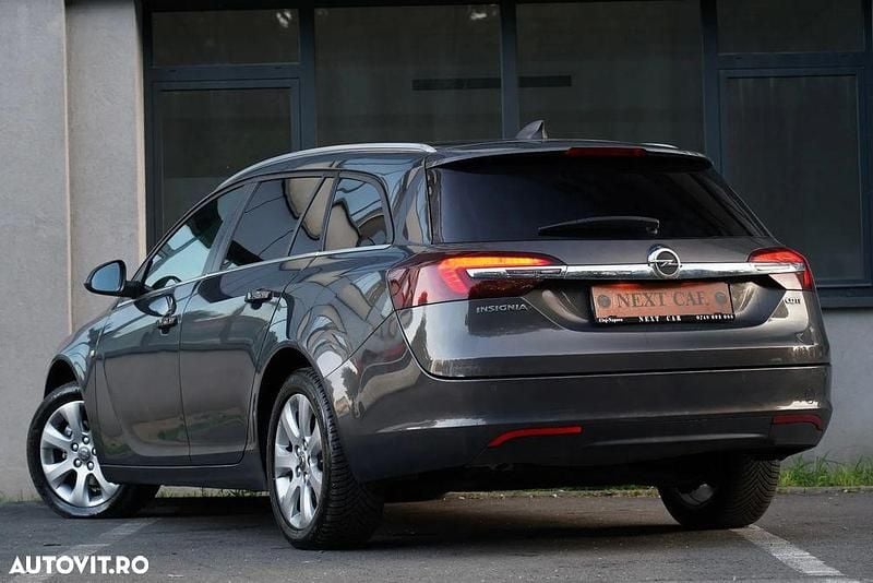 Second-hand Opel Insignia Cosmo 136 CP (100 kW) 2016 Culoaregri Break