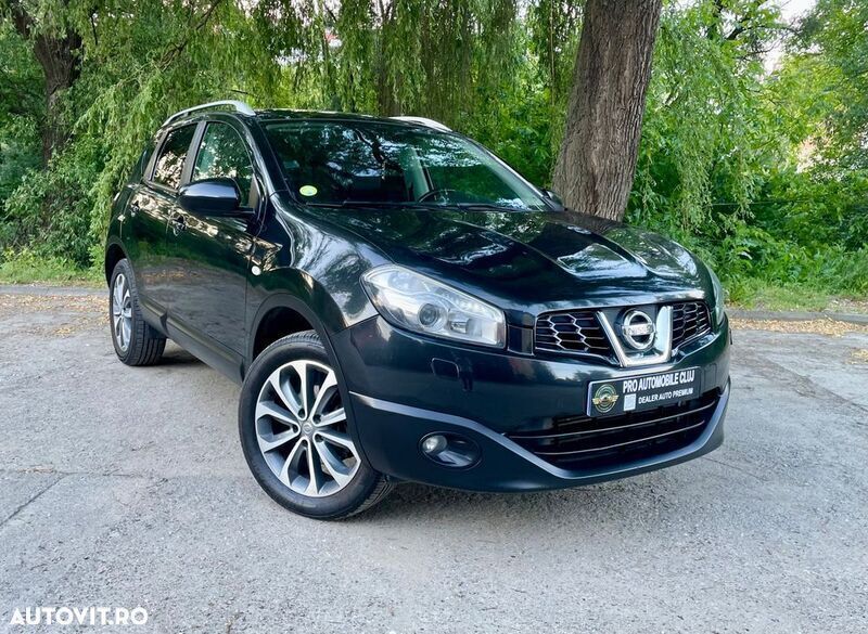 Negru Utilizat 2012 Nissan Qashqai Tekna SUV | 7.790 EUR (Preț OK) - Imagine 1/4