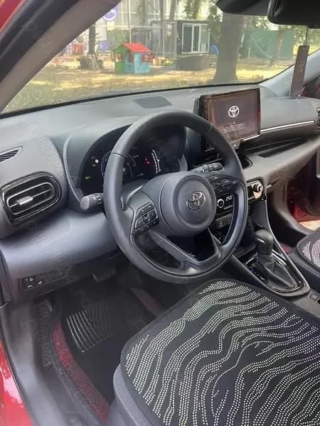 Nouă 2025 Toyota Yaris Hybrid Business Edition | 20.200 EUR (Preț bun) - Imagine 1/4