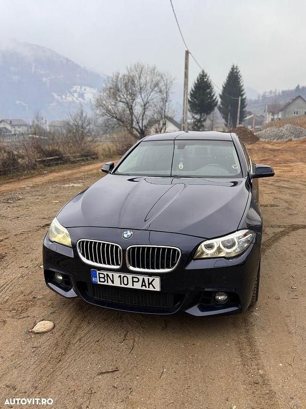 Culoarealbastru Utilizat 2015 BMW 525 Sport Line Break | 12.800 EUR (Preț OK) - Imagine 1/4