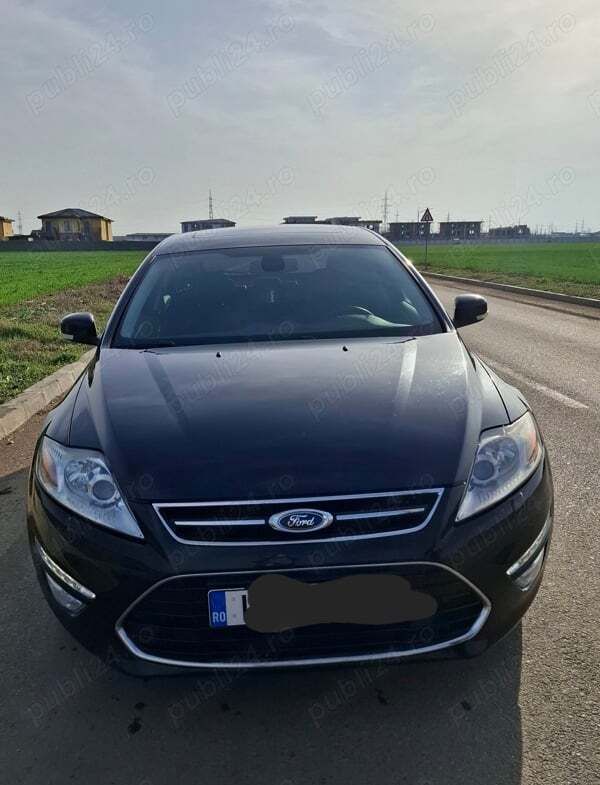 Negru Utilizat 2014 Ford Mondeo Berlinǎ | 7.000 EUR (Super Preț) - Imagine 1/4