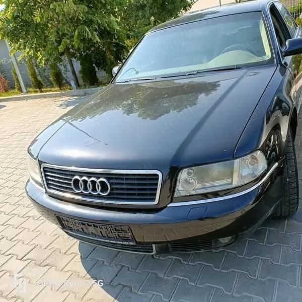 Second-hand Audi A8 224 CP (164 kW) 2001 Berlinǎ