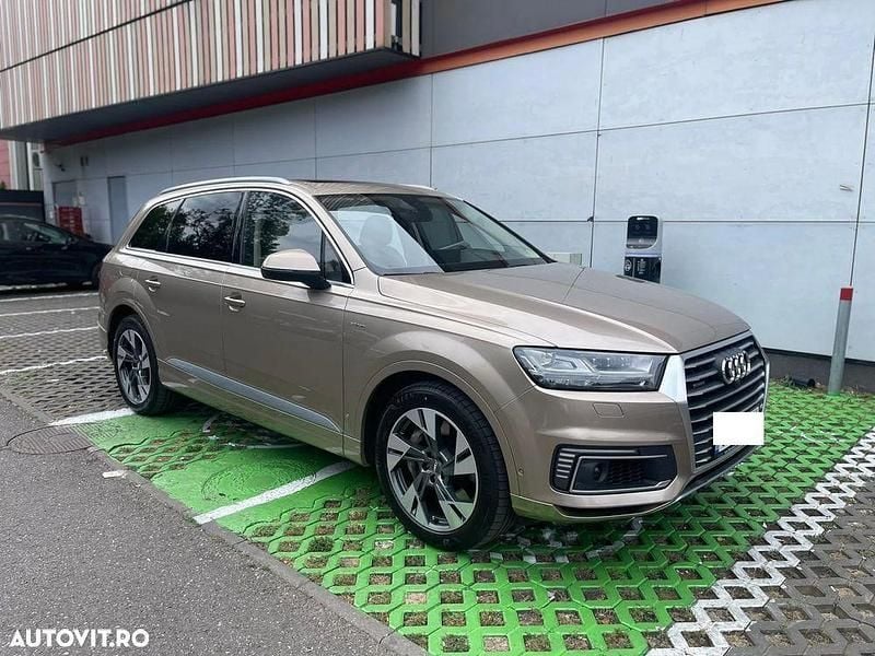 Culoaregalbeuriu Utilizat 2018 Audi Q7 Sport SUV | 24.900 EUR (Super Preț) - Imagine 1/4