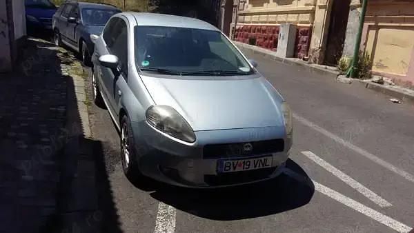 Utilizat 2009 Fiat Grande Punto Hatchback | 1.400 EUR - Imagine 1/3
