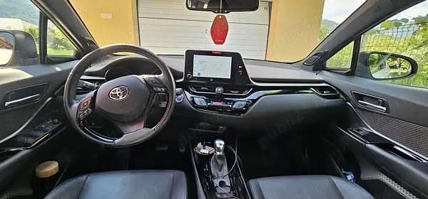 Second-hand Toyota C-HR 184 CP (135 kW) 2022 Alb SUV