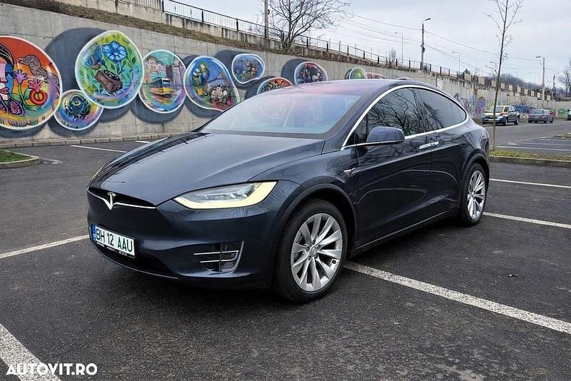 Second-hand Tesla Model X 450 kW (613 CP) 2019 Culoaregri SUV
