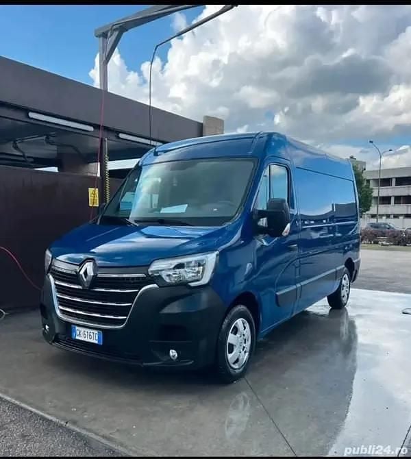 Second-hand Renault Master 135 CP (99 kW) 2022 Monovolum
