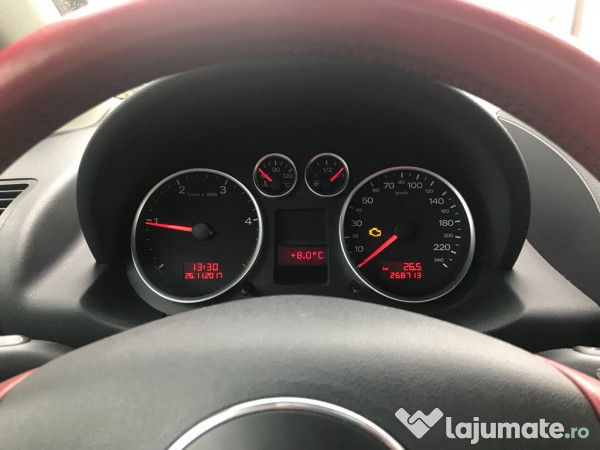 Second-hand Audi A2 S-Line 75 CP (55 kW) 2004 Negru Hatchback