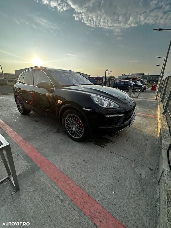 Negru Utilizat 2010 Porsche Cayenne Turbo SUV | 20.000 EUR - Imagine 1/4