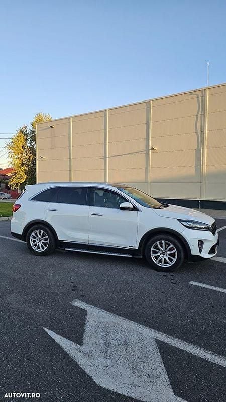 Second-hand Kia Sorento GT-Line 200 CP (147 kW) 2018 Culoarealb SUV