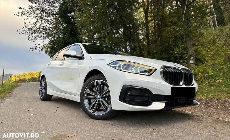 Culoarealb Utilizat 2023 BMW 120 Sport Line Hatchback | 32.900 EUR - Imagine 1/4