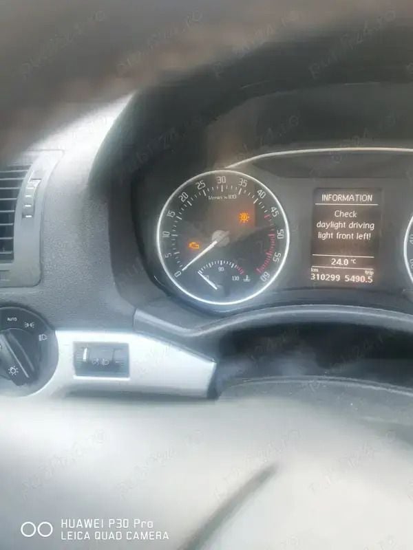 Utilizat 2010 Skoda Octavia Break | 2.200 EUR (Super Preț) - Imagine 1/4