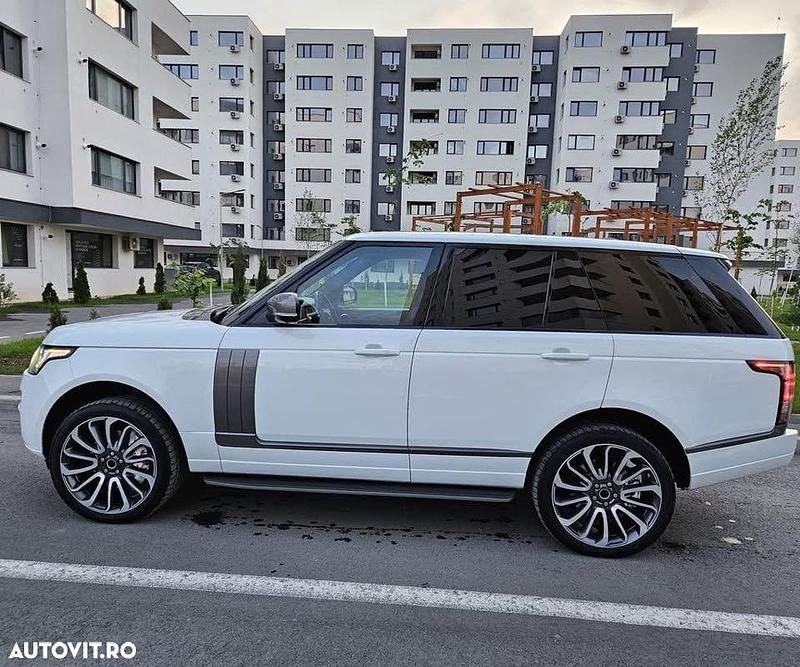 Second-hand Land Rover Range Rover 258 CP (189 kW) 2014 Culoarealb SUV