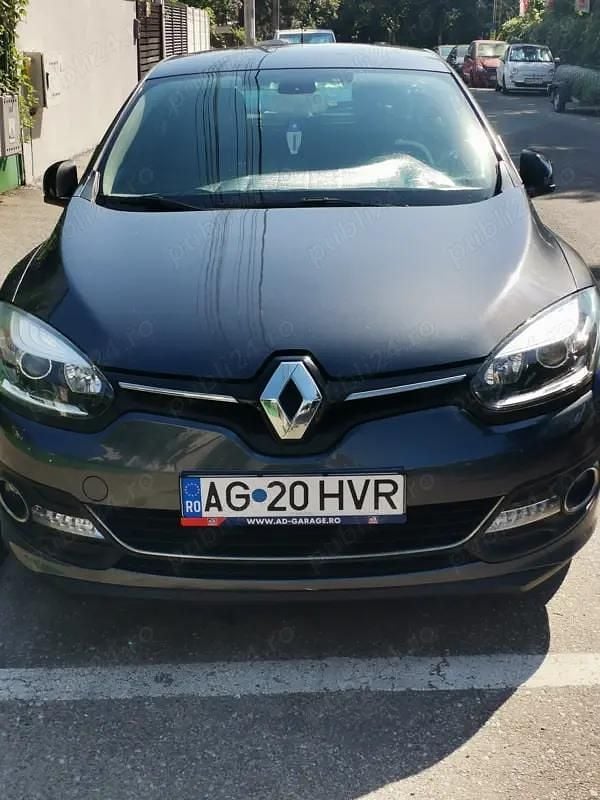 Gri Utilizat 2015 Renault Mégane III Hatchback | 4.750 EUR (Preț bun) - Imagine 1/4